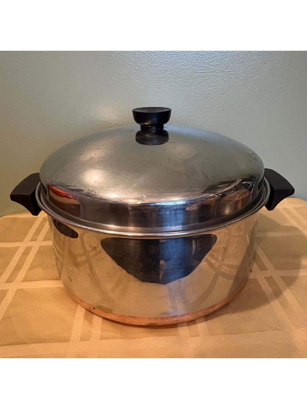 Vintage Revere Ware 1801 copper and stainless steel 6 qt pot with lid